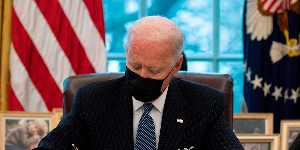 Biden to Push Elusive ‘Buy American’ Goal with New Federal Contract Guidelines