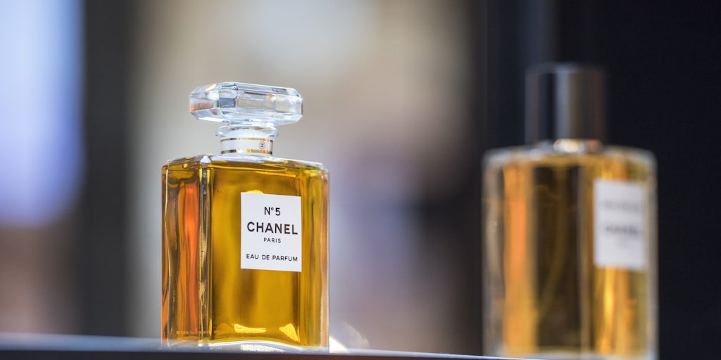 Chanel Buys Up More Jasmine Fields to Safeguard Famous No. 5 | The ...