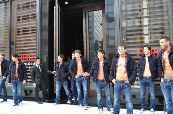 In Tokyo, Abercrombie Misses Its Mark 