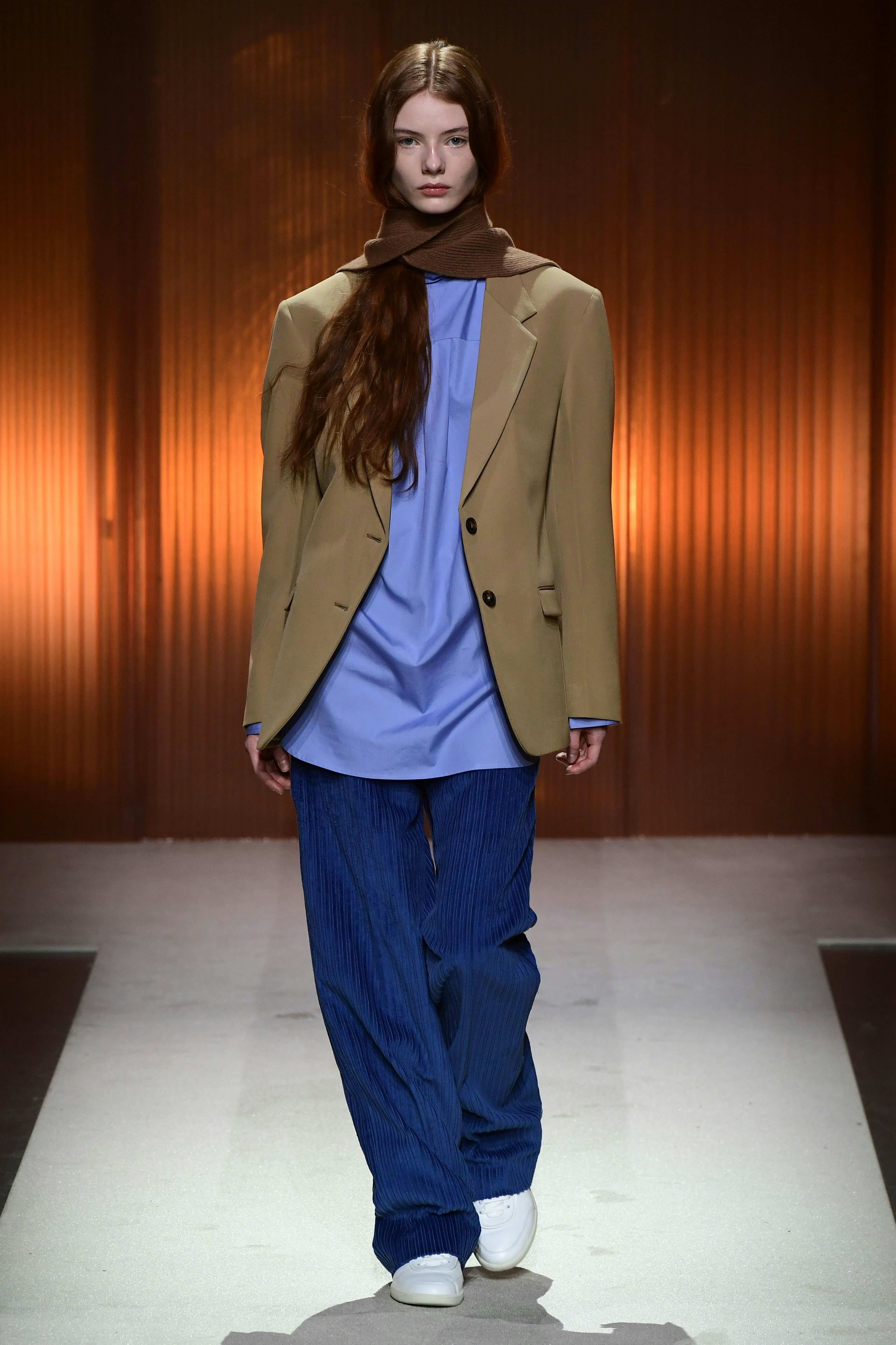 In Milan, a Return to Tradition | Fashion Show Review, Multiple, Ready ...